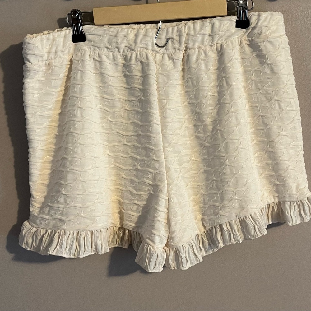 $6❤️Bundled SHEIN Shorts - Picture 4 of 4